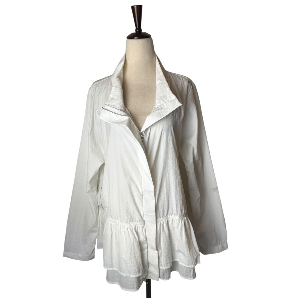 Jason Jacket Women Medium‎ White Ruffle Hem Full Zip Lightweight Coat Outdoort